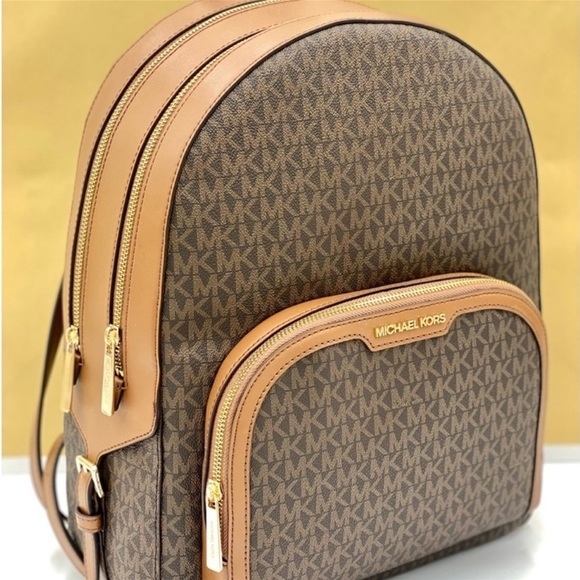 Michael Kors Large Jaycee Backpack Brown - Picture 5 of 11